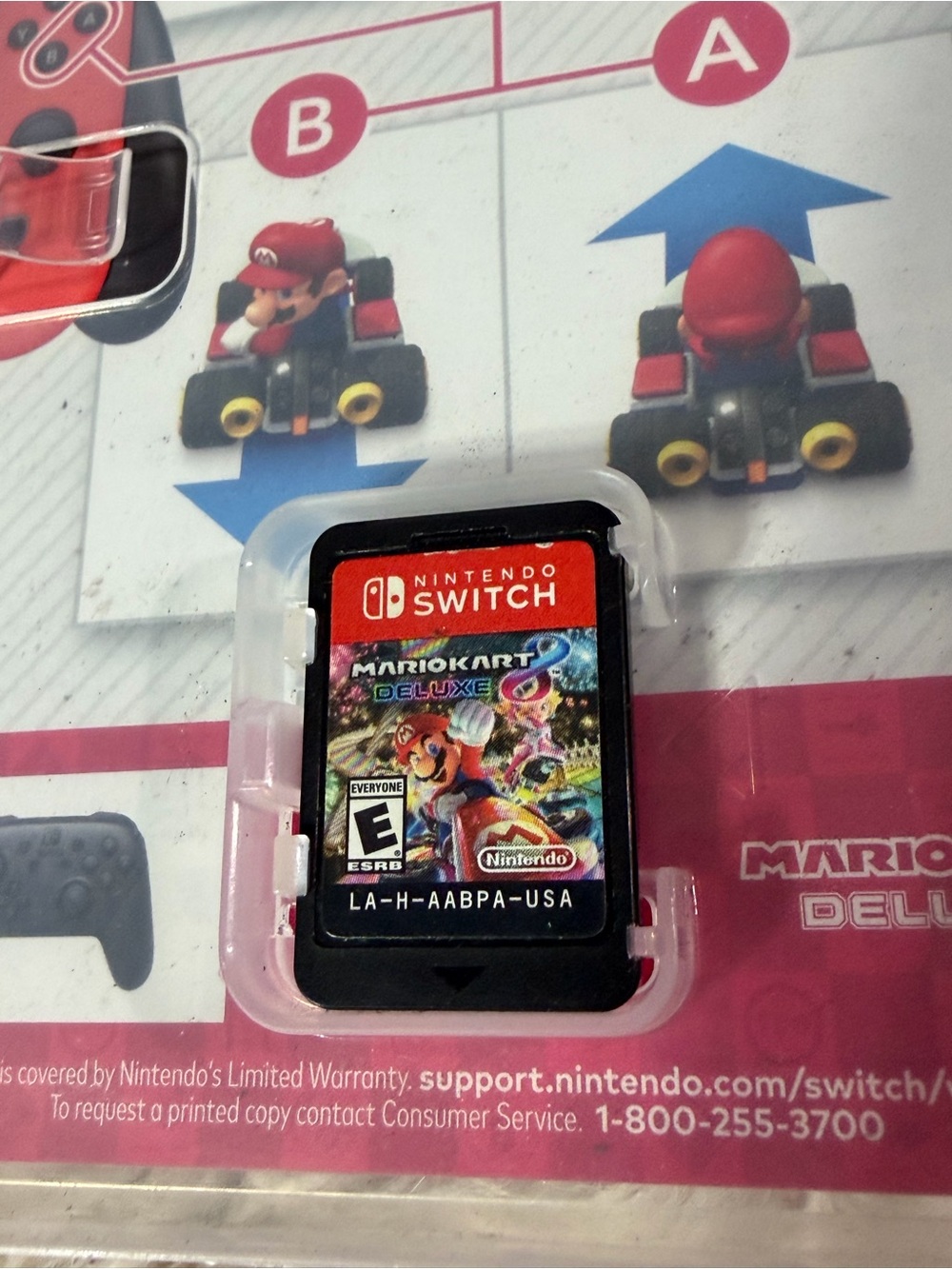 Nintendo Switch Mario Kart 8 Deluxe Pre-Owned in case - Picture 4 of 4